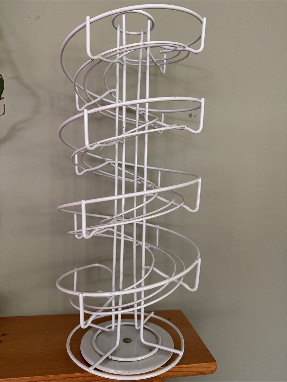 White Rotating Spiral Wire Egg Storage Carousel - Home Organization